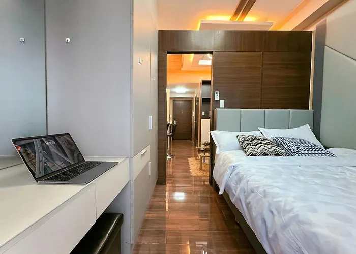 1br Makati, Air Residences M005 *