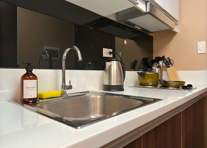 1br Makati, Air Residences M005 * Manila
