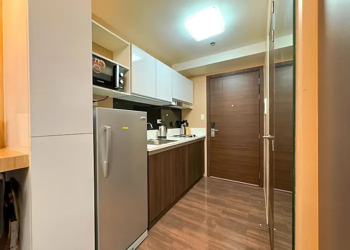 Apartment 1br Makati, Air Residences M005 *
